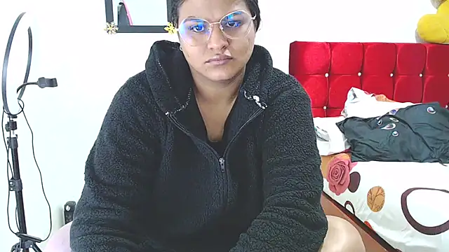 SweetAlmaa online show from January 2025 09:45:02 AM