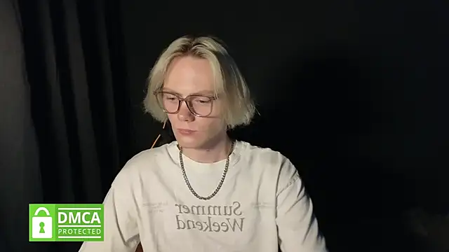 Snapshot of Keytaro chatting on July 2026 12:53:02 PM Keytaro online show from July 2026 12:53:02 PM