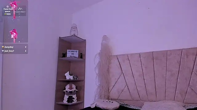 Snapshot of Kaela18 chatting on December 2024 04:31:01 PM Kaela18 online show from December 2024 04:31:01 PM