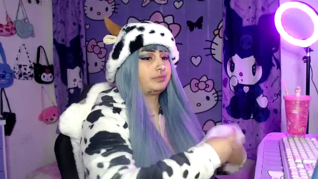 lussyevans24 online show from October 2025 05:49:02 AM