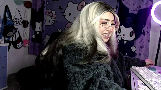 lussyevans24 online show from April 2026 01:58:02 AM