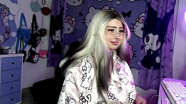 lussyevans24 online show from April 2026 03:57:02 AM