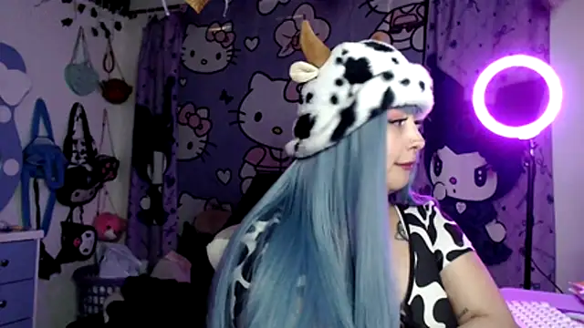 lussyevans24 online show from June 2026 06:52:02 AM