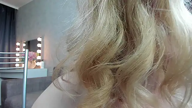 Snapshot of angelica_marquise chatting on February 2025 05:30:01 PM angelica marquise online show from February 2025 05:30:01 PM