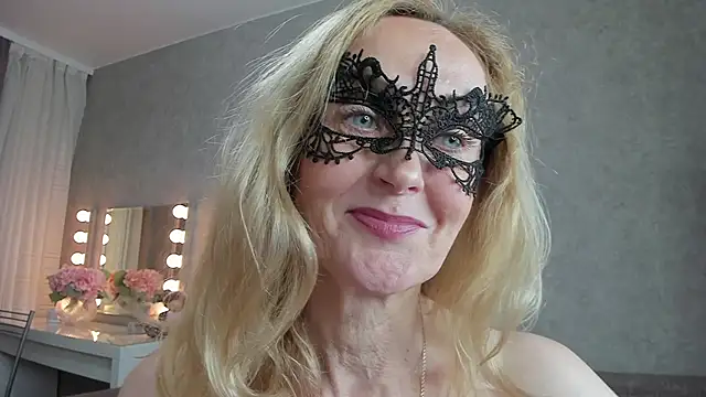 Snapshot of angelica_marquise chatting on March 2025 06:47:01 PM angelica marquise online show from March 2025 06:47:01 PM