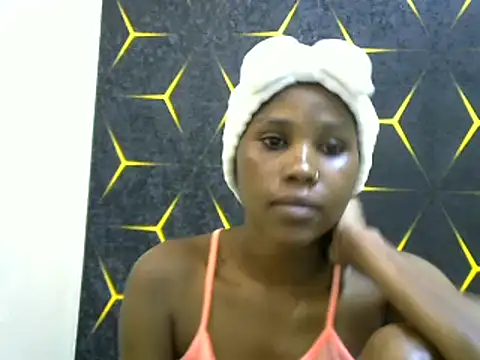 Snapshot of miss_lyne001 chatting on February 2025 08:56:02 AM miss lyne001 online show from February 2025 08:56:02 AM