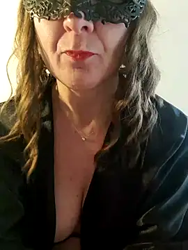 Snapshot of Viola8p chatting on February 2025 08:28:01 AM Viola8p online show from February 2025 08:28:01 AM