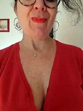 Viola8p online show from January 2026 12:44:02 PM