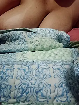Snapshot of Mirella_Mattos chatting on April 2026 01:50:02 AM Mirella Mattos online show from April 2026 01:50:02 AM