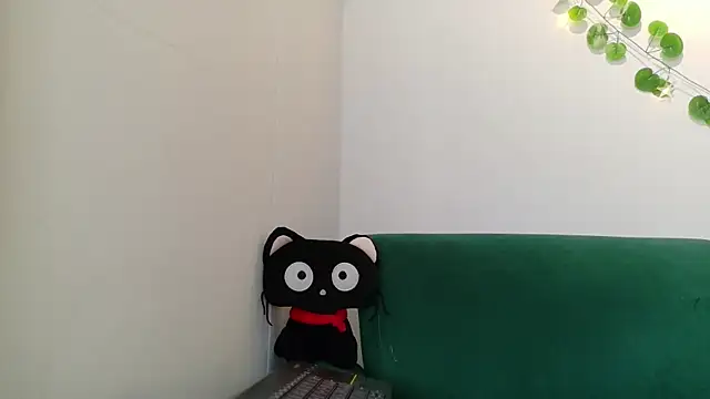 Snapshot of kittyzenn chatting on June 2026 10:45:02 PM kittyzenn online show from June 2026 10:45:02 PM