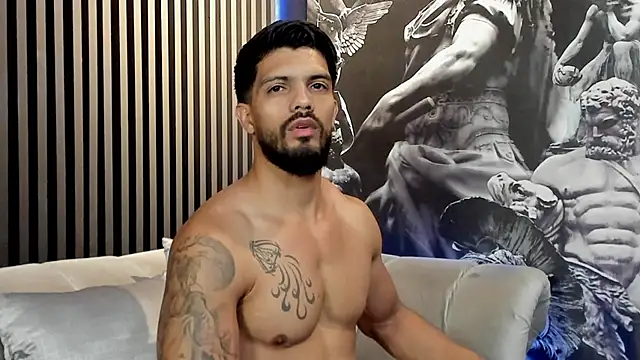 DannSaenz online show from January 2025 11:17:01 PM