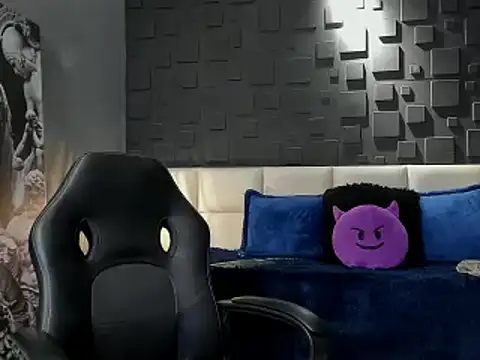 DannSaenz online show from January 2025 02:49:01 PM