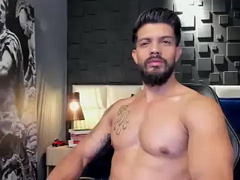 DannSaenz online show from January 2025 12:52:02 AM