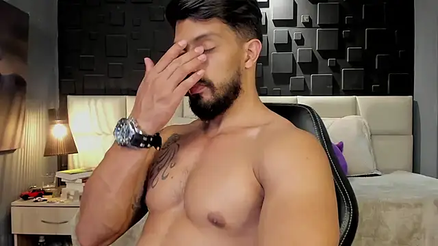DannSaenz online show from February 2025 03:16:02 AM