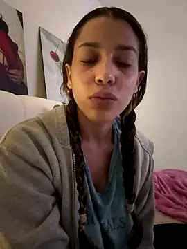 Snapshot of DanielaSaenz0 chatting on October 2025 01:16:01 AM DanielaSaenz0 online show from October 2025 01:16:01 AM