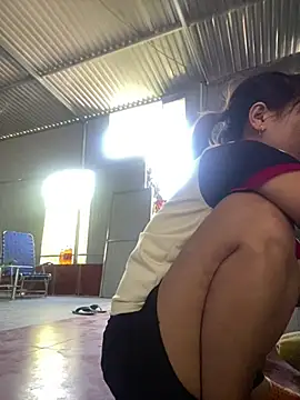 Linaannn online show from March 2025 02:48:01 AM