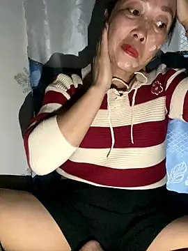 Linaannn online show from October 2025 11:36:01 PM