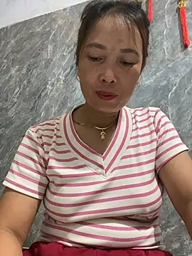 Snapshot of Linaannn chatting on July 2026 11:08:01 PM Linaannn online show from July 2026 11:08:01 PM