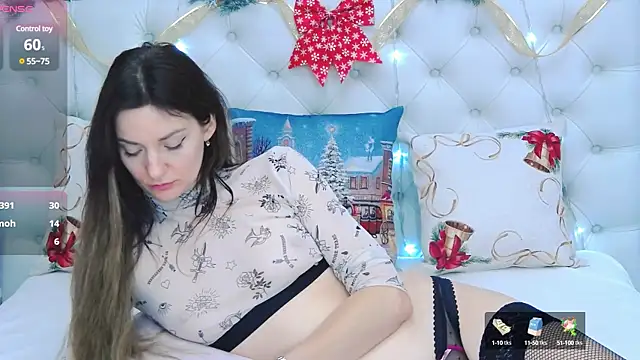 VioletUmi online show from December 2024 11:34:01 AM