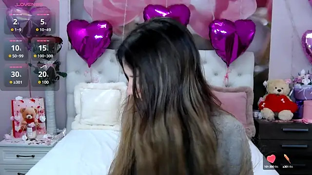 VioletUmi online show from February 2025 09:31:01 AM