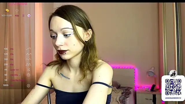 Snapshot of _SofiaBrown chatting on May 2026 03:52:02 PM SofiaBrown online show from May 2026 03:52:02 PM