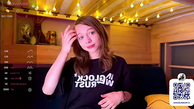 Snapshot of _SofiaBrown chatting on May 2026 12:13:02 PM SofiaBrown online show from May 2026 12:13:02 PM