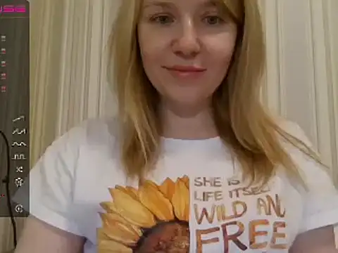 Snapshot of urbadkitty chatting on December 2024 12:44:02 PM urbadkitty online show from December 2024 12:44:02 PM