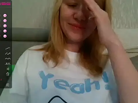 Snapshot of urbadkitty chatting on January 2025 07:00:02 AM urbadkitty online show from January 2025 07:00:02 AM