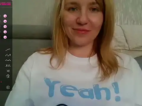 Snapshot of urbadkitty chatting on January 2025 06:45:01 AM urbadkitty online show from January 2025 06:45:01 AM