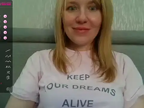 Snapshot of urbadkitty chatting on January 2025 09:59:02 AM urbadkitty online show from January 2025 09:59:02 AM