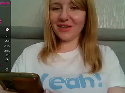 Snapshot of urbadkitty chatting on January 2025 10:18:02 AM urbadkitty online show from January 2025 10:18:02 AM