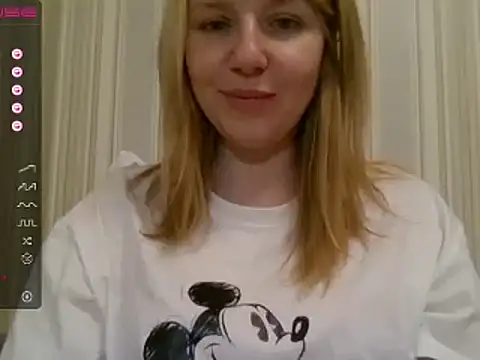 Snapshot of urbadkitty chatting on January 2025 01:02:02 PM urbadkitty online show from January 2025 01:02:02 PM