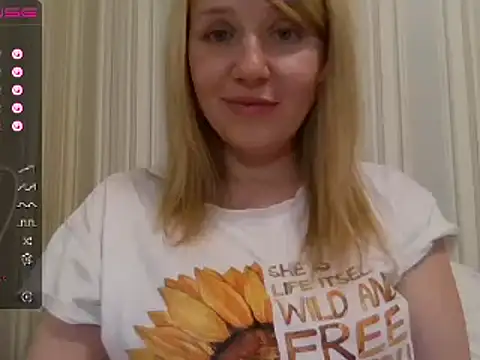 Snapshot of urbadkitty chatting on February 2025 02:10:02 PM urbadkitty online show from February 2025 02:10:02 PM