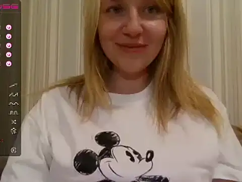 Snapshot of urbadkitty chatting on February 2025 06:04:02 PM urbadkitty online show from February 2025 06:04:02 PM