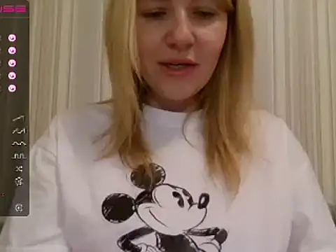 Snapshot of urbadkitty chatting on February 2025 11:44:02 AM urbadkitty online show from February 2025 11:44:02 AM