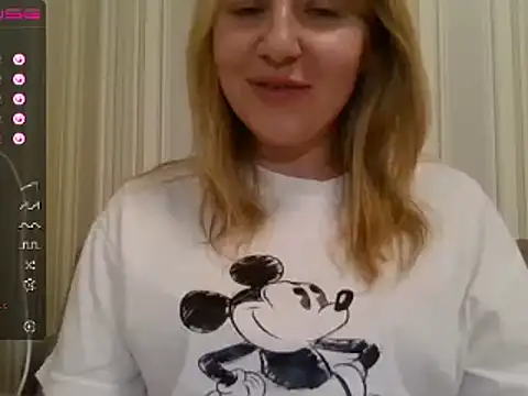 Snapshot of urbadkitty chatting on February 2025 06:09:02 PM urbadkitty online show from February 2025 06:09:02 PM