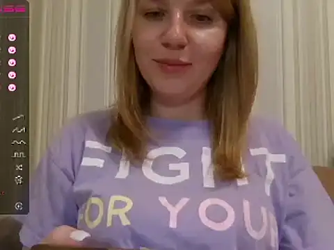 Snapshot of urbadkitty chatting on March 2025 07:38:02 PM urbadkitty online show from March 2025 07:38:02 PM