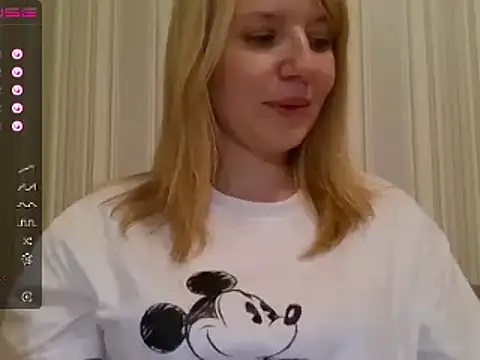 Snapshot of urbadkitty chatting on March 2025 03:35:02 PM urbadkitty online show from March 2025 03:35:02 PM