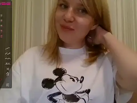 Snapshot of urbadkitty chatting on March 2025 06:40:02 PM urbadkitty online show from March 2025 06:40:02 PM