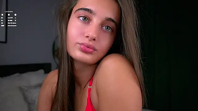 Snapshot of PiquingOgalala chatting on November 2025 01:07:02 AM PiquingOgalala online show from November 2025 01:07:02 AM