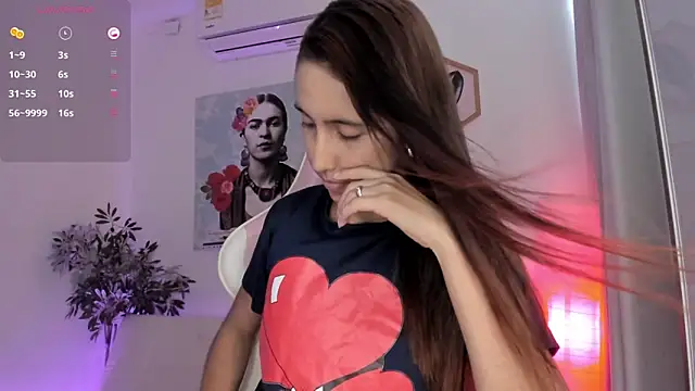 Snapshot of aleja_rythm chatting on December 2024 07:30:02 PM aleja rythm online show from December 2024 07:30:02 PM