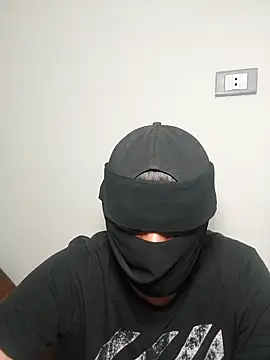 Nisreenn online show from September 2025 10:53:02 PM