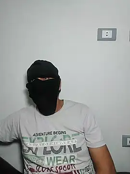 Nisreenn online show from September 2025 10:55:02 PM