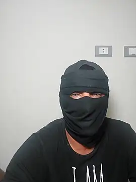 Nisreenn online show from September 2025 02:37:02 AM