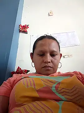 Snapshot of Chicapicante chatting on May 2026 06:47:02 PM Chicapicante online show from May 2026 06:47:02 PM