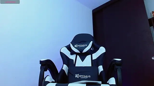 Valerio 20 online show from February 2025 07:52:02 PM