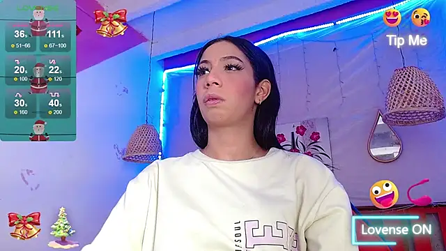 Lina10 online show from December 2024 11:17:02 PM