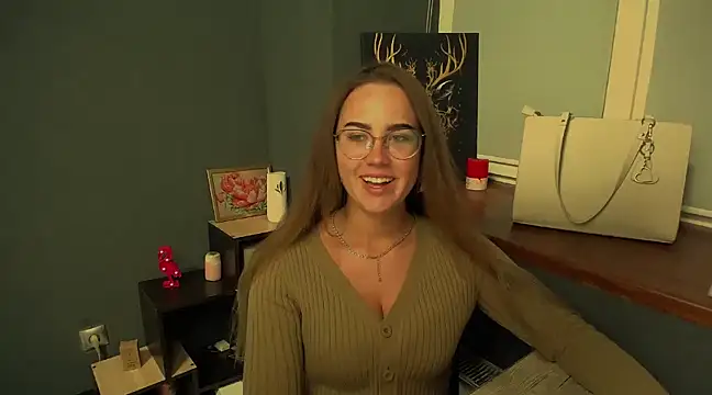 luxie milady online show from December 2024 11:55:01 AM