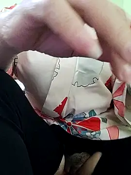 Snapshot of Hangem111 chatting on February 2026 07:56:02 AM Hangem111 online show from February 2026 07:56:02 AM