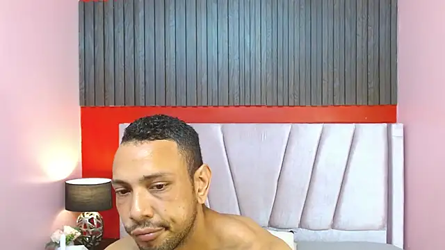 Thiago Summers online show from December 2025 02:33:01 PM